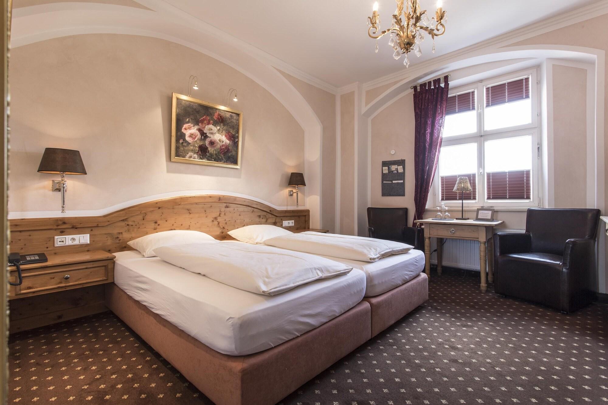 Meiser Altstadt Hotel Дінкельсбюль Екстер'єр фото