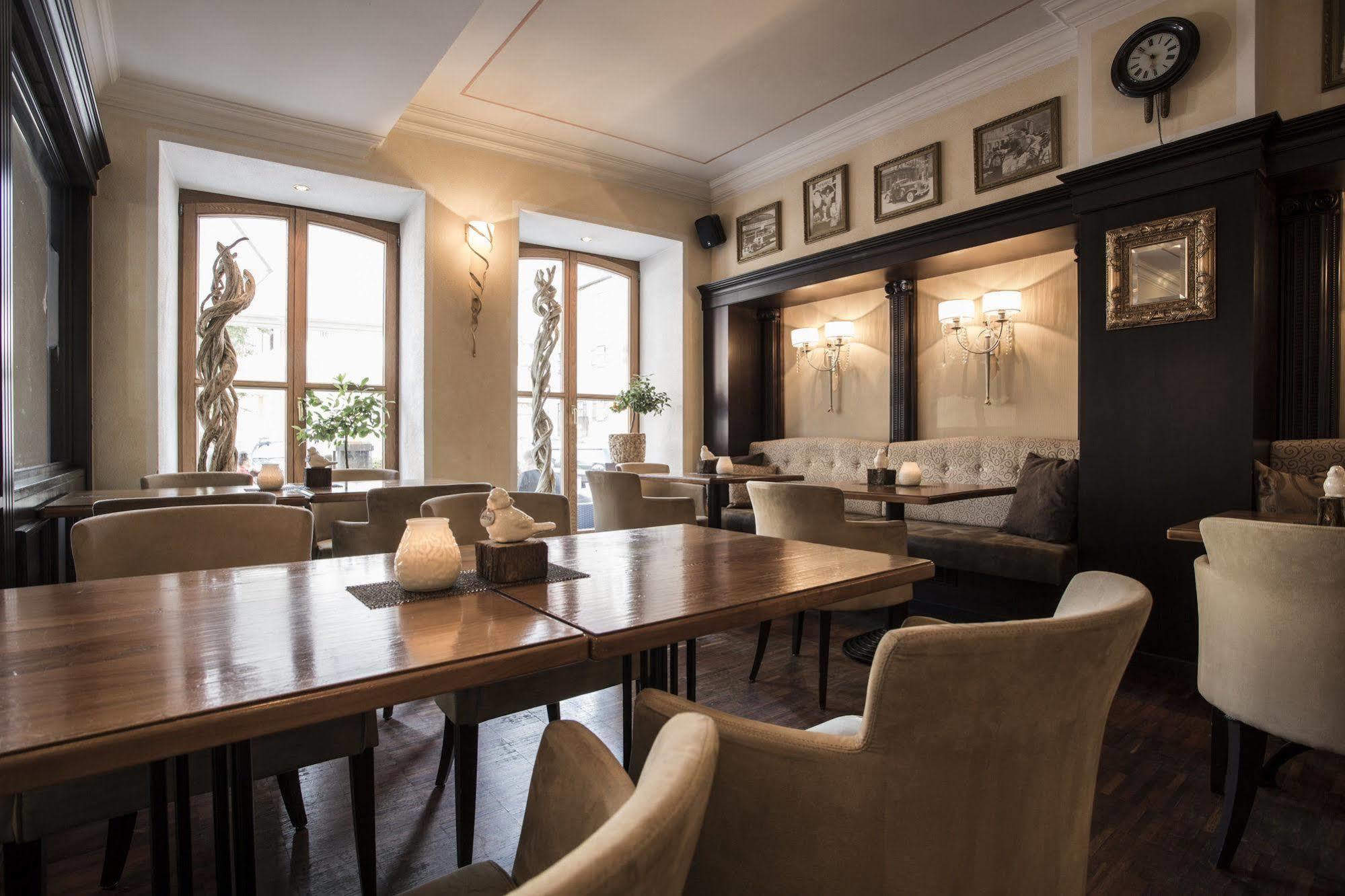 Meiser Altstadt Hotel Дінкельсбюль Екстер'єр фото